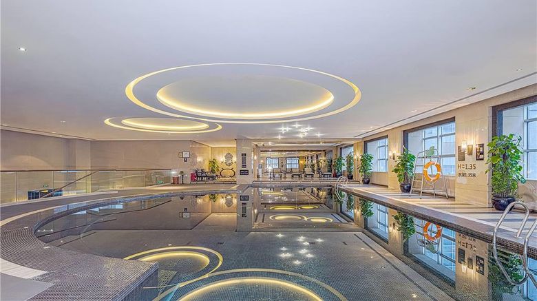 <b>Wyndham Grand Plaza Royale Furongguo Pool</b>. Images powered by <a href="https://iceportal.shijigroup.com/" title="IcePortal" target="_blank">IcePortal</a>.