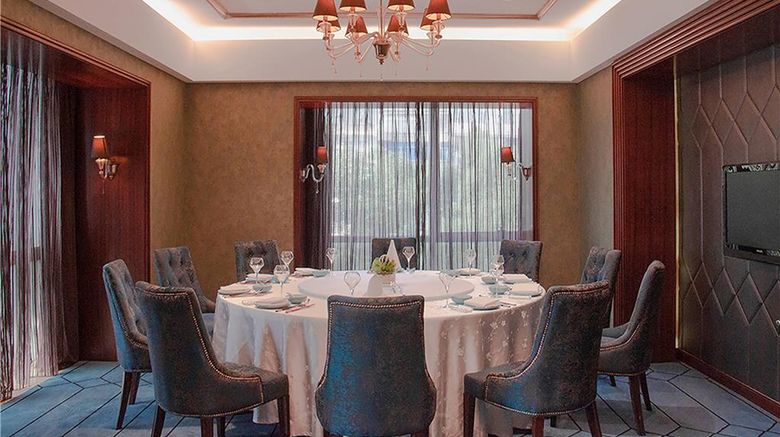 <b>Wyndham Grand Plaza Royale Furongguo Restaurant</b>. Images powered by <a href="https://iceportal.shijigroup.com/" title="IcePortal" target="_blank">IcePortal</a>.