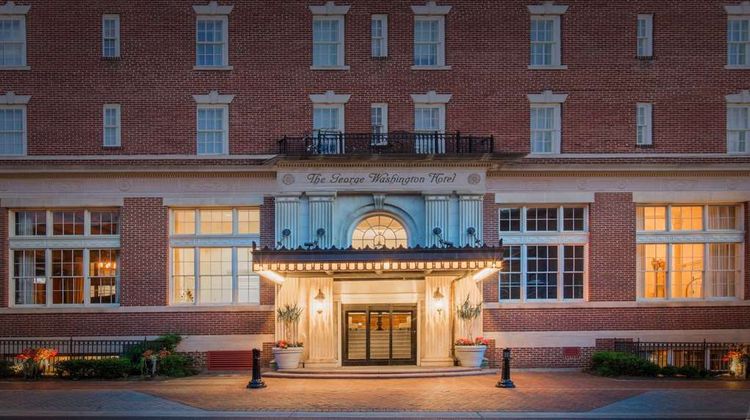 The George Washington, a Wyndham Grand Exterior