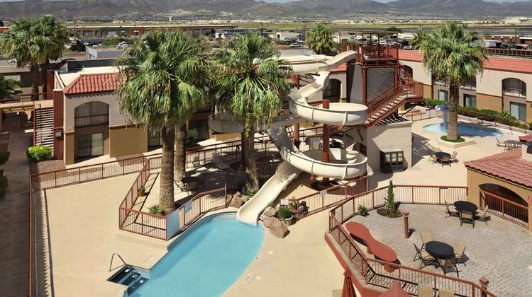 Wyndham El Paso Airport Hotel Pool