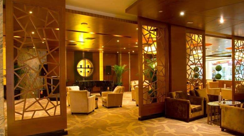 <b>Wyndham Grand Plaza Royale Hangzhou Lobby</b>. Images powered by <a href="https://iceportal.shijigroup.com/" title="IcePortal" target="_blank">IcePortal</a>.