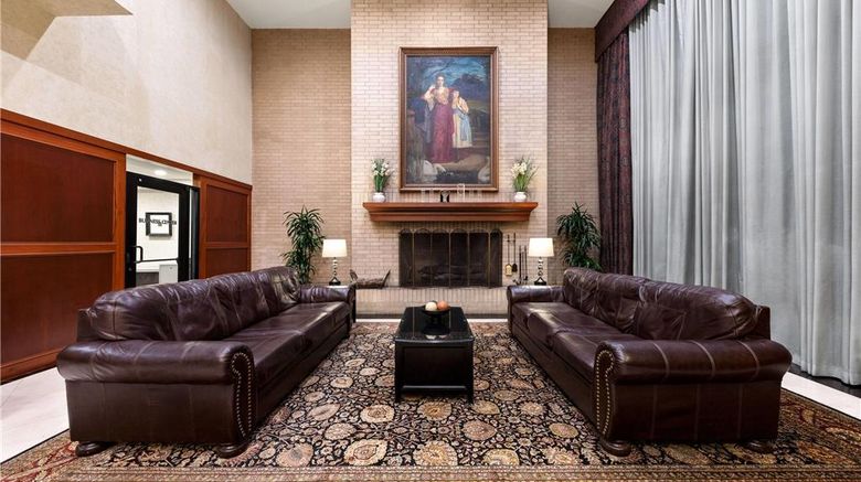 <b>Wyndham Riverfront Little Rock Lobby</b>. Images powered by <a href="https://iceportal.shijigroup.com/" title="IcePortal" target="_blank">IcePortal</a>.