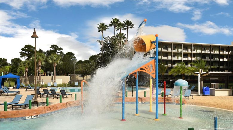 <b>Wyndham LBV-Disney Springs Pool</b>. Images powered by <a href="https://iceportal.shijigroup.com/" title="IcePortal" target="_blank">IcePortal</a>.