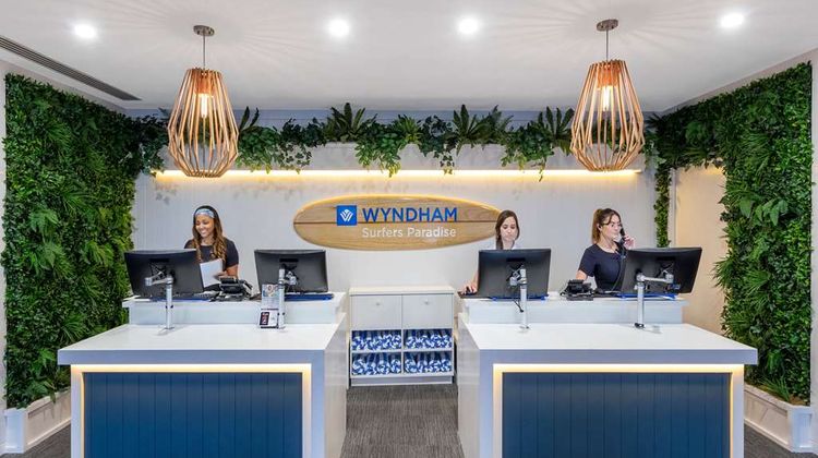 Wyndham Surfers Paradise Resort Lobby