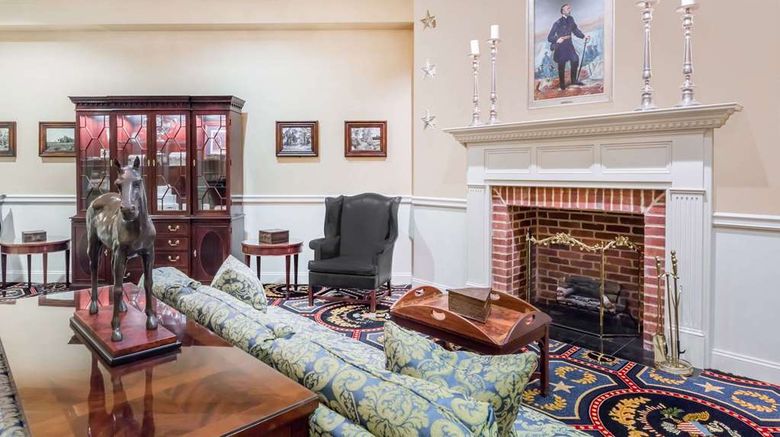 <b>Wyndham Gettysburg Lobby</b>. Images powered by <a href="https://iceportal.shijigroup.com/" title="IcePortal" target="_blank">IcePortal</a>.