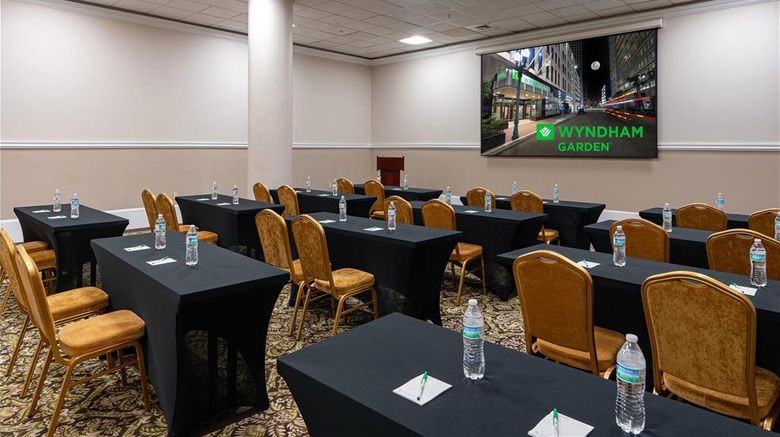 <b>Wyndham Garden Baronne Plaza New Orleans Meeting</b>. Images powered by <a href="https://iceportal.shijigroup.com/" title="IcePortal" target="_blank">IcePortal</a>.