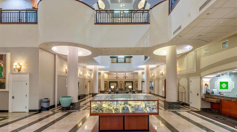 <b>Wyndham Garden Baronne Plaza New Orleans Lobby</b>. Images powered by <a href="https://iceportal.shijigroup.com/" title="IcePortal" target="_blank">IcePortal</a>.