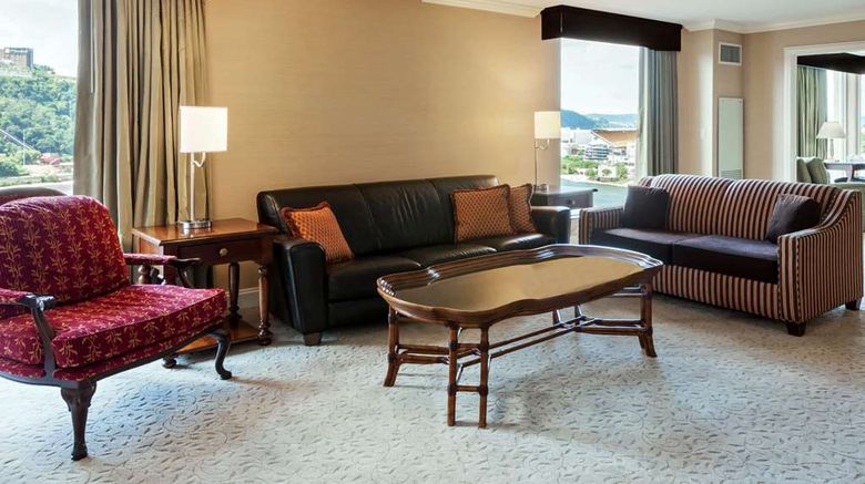 <b>Wyndham Grand Pittsburgh Downtown Suite</b>. Images powered by <a href="https://iceportal.shijigroup.com/" title="IcePortal" target="_blank">IcePortal</a>.
