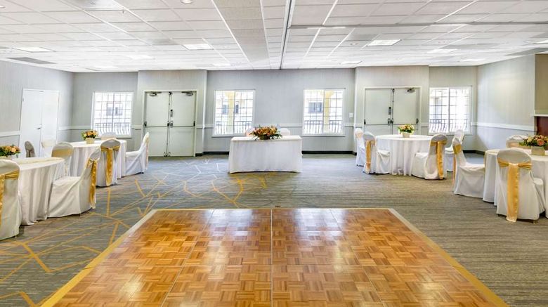 <b>Wyndham Garden San Diego near SeaWorld Ballroom</b>. Images powered by <a href="https://iceportal.shijigroup.com/" title="IcePortal" target="_blank">IcePortal</a>.