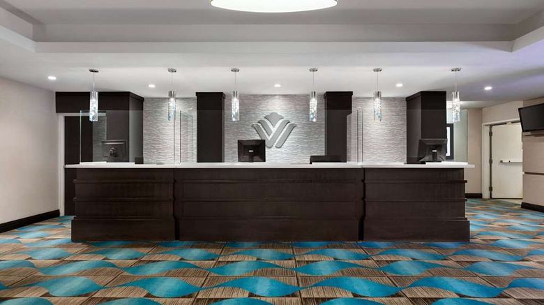 <b>Wyndham Garden Niagara Falls Fallsview Lobby</b>. Images powered by <a href="https://iceportal.shijigroup.com/" title="IcePortal" target="_blank">IcePortal</a>.