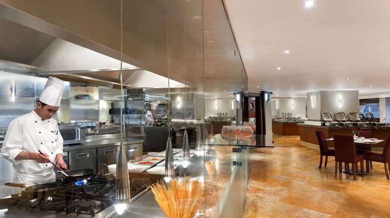 <b>Wyndham Grand Regency Doha Restaurant</b>. Images powered by <a href="https://iceportal.shijigroup.com/" title="IcePortal" target="_blank">IcePortal</a>.