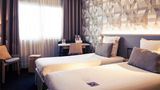 Mercure Lyon Charbonnieres Room