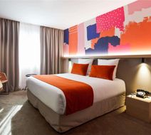 Mercure Lyon Charbonnieres Room