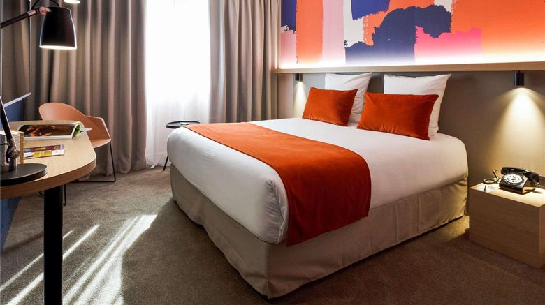 <b>Mercure Lyon Charbonnieres Room</b>. Images powered by <a href="https://iceportal.shijigroup.com/" title="IcePortal" target="_blank">IcePortal</a>.