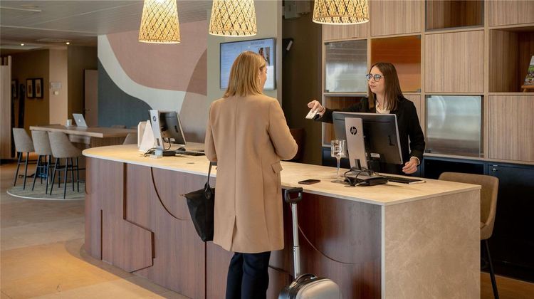 Mercure Auxerre Nord Exterior