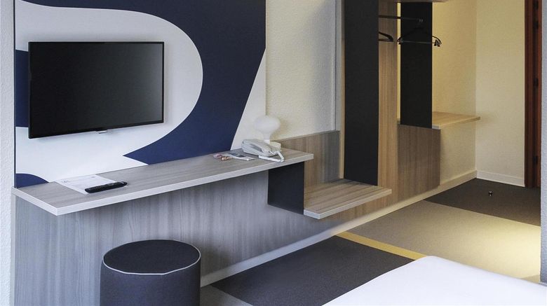 <b>Ibis Styles Beauvais Hotel Room</b>. Images powered by <a href="https://iceportal.shijigroup.com/" title="IcePortal" target="_blank">IcePortal</a>.