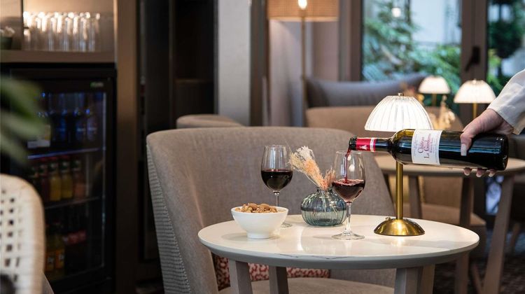 Mercure Paris Raspail Montparnasse Exterior