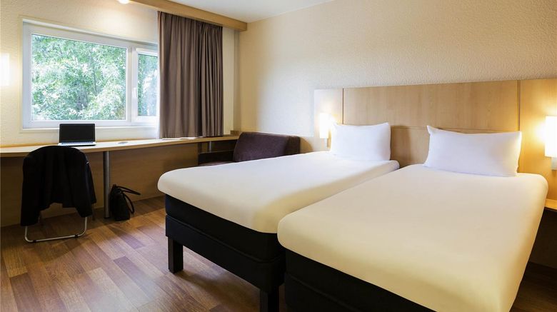<b>Ibis Hotel Bordeaux Lac Room</b>. Images powered by <a href="https://iceportal.shijigroup.com/" title="IcePortal" target="_blank">IcePortal</a>.