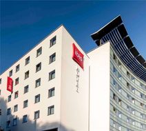 Hotel Ibis Berlin Mitte Exterior