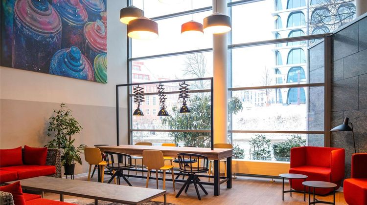 Hotel Ibis Berlin Mitte Exterior