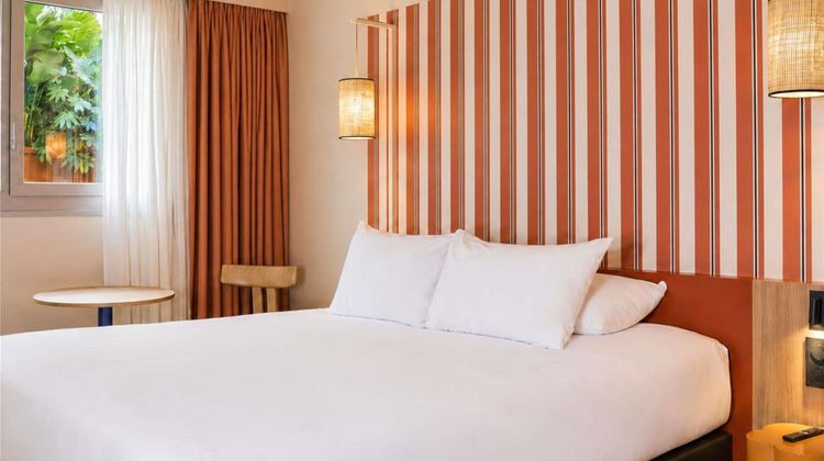 Mercure Nice Promenade des Anglais Room