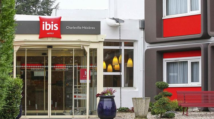 Ibis Charleville Mezieres Exterior