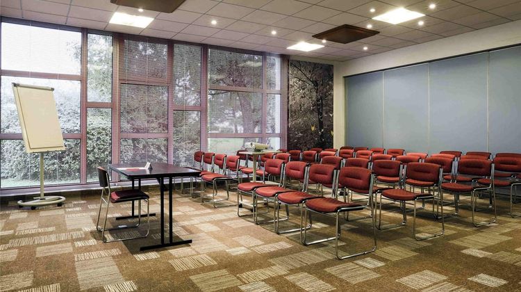 Ibis Charleville Mezieres Meeting