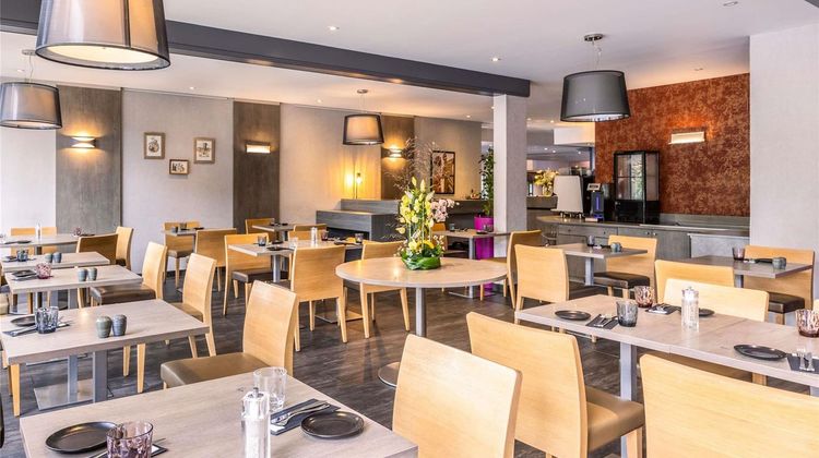 Hotel Mercure Strasbourg Airport Exterior