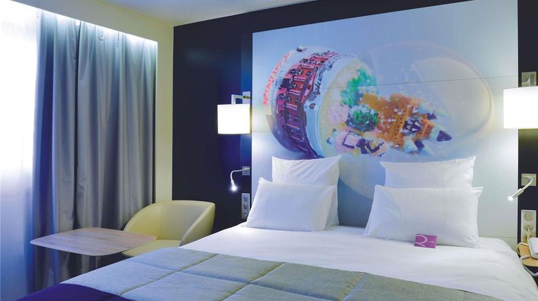 <b>Mercure Toulouse Centre St Georges Hotel Room</b>. Images powered by <a href="https://iceportal.shijigroup.com/" title="IcePortal" target="_blank">IcePortal</a>.