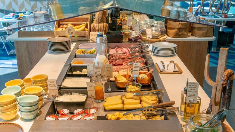 <b>Mercure Toulouse Centre St Georges Hotel Restaurant</b>. Images powered by <a href="https://iceportal.shijigroup.com/" title="IcePortal" target="_blank">IcePortal</a>.