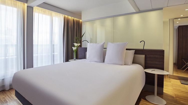 Mercure Paris Etoile Room