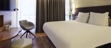 Mercure Paris Etoile Exterior