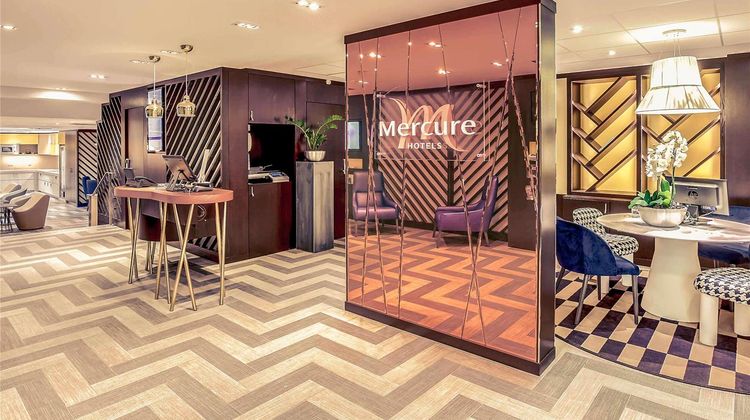 Mercure Paris Etoile Exterior