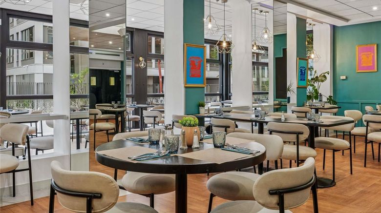 <b>Mercure Hotel Paris Porte d'Orleans Restaurant</b>. Images powered by <a href="https://iceportal.shijigroup.com/" title="IcePortal" target="_blank">IcePortal</a>.