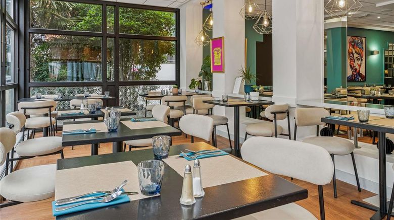 <b>Mercure Hotel Paris Porte d'Orleans Restaurant</b>. Images powered by <a href="https://iceportal.shijigroup.com/" title="IcePortal" target="_blank">IcePortal</a>.