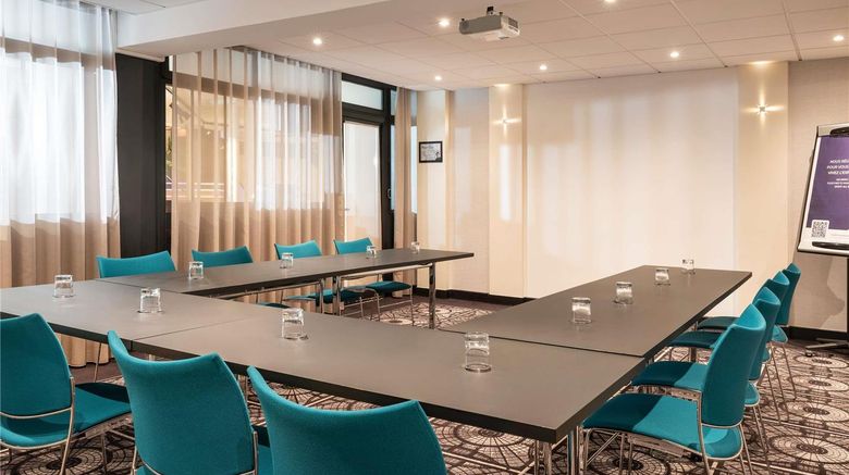 <b>Mercure Paris Porte de Versailles Expo Meeting</b>. Images powered by <a href="https://iceportal.shijigroup.com/" title="IcePortal" target="_blank">IcePortal</a>.