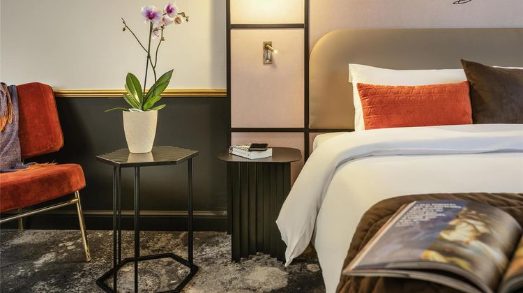 Mercure Versailles Paris Ouest Room