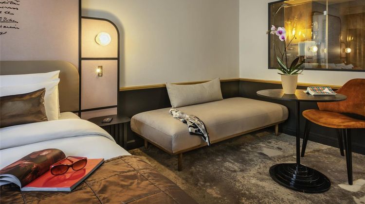 Mercure Versailles Paris Ouest Room