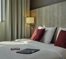 Mercure Versailles Paris Ouest Room