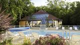 Novotel Fontainebleau Ury Pool