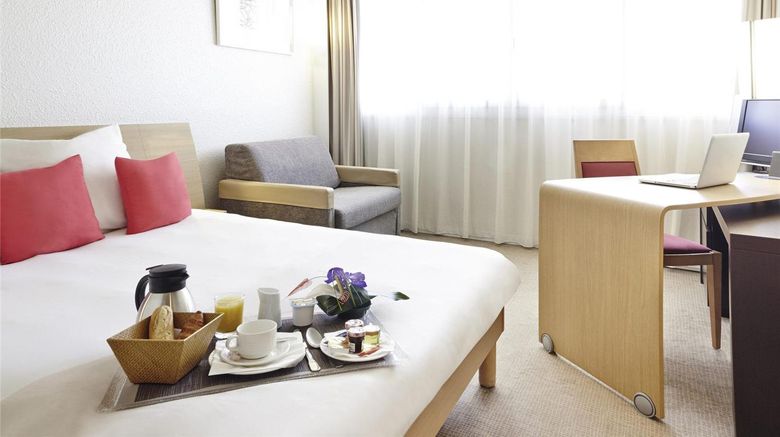 <b>Novotel Aulnay Sous Bois Room</b>. Images powered by <a href="https://iceportal.shijigroup.com/" title="IcePortal" target="_blank">IcePortal</a>.