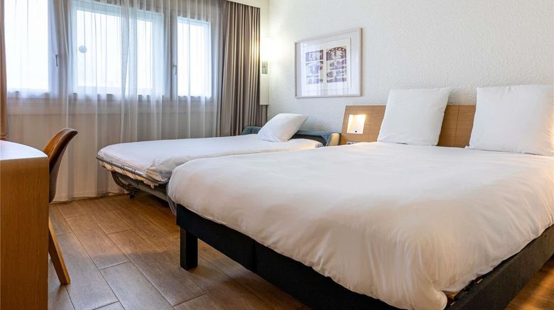 <b>Mercure Paris le Bourget Room</b>. Images powered by <a href="https://iceportal.shijigroup.com/" title="IcePortal" target="_blank">IcePortal</a>.