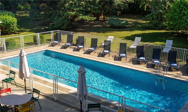 Novotel Poissy Orgeval Hotel Exterior