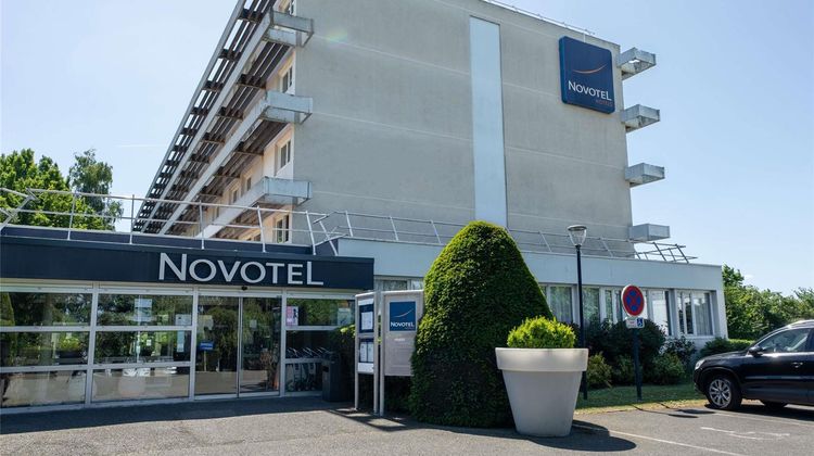 Novotel Poissy Orgeval Hotel Exterior