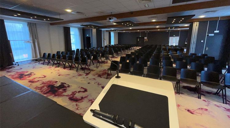 Novotel Saclay Meeting