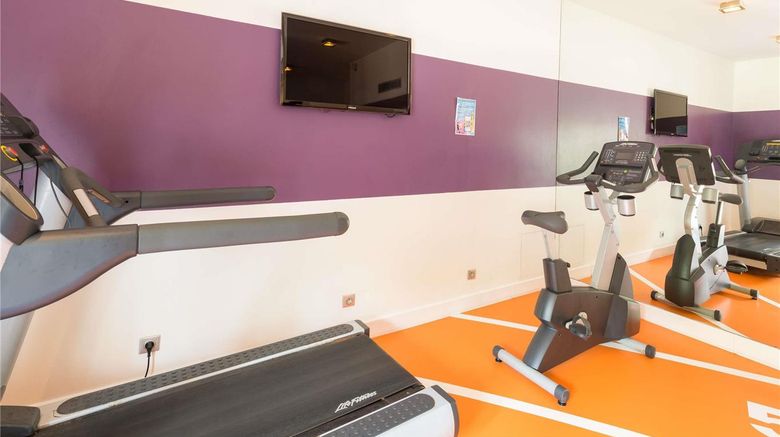 <b>Novotel Saclay Health</b>. Images powered by <a href="https://iceportal.shijigroup.com/" title="IcePortal" target="_blank">IcePortal</a>.