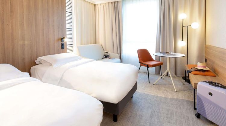 Mercure Aix En Prov Beaumanoir Room