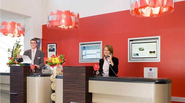 Novotel Amiens Est Exterior