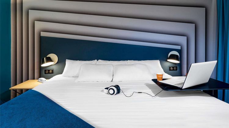 Ibis Styles Avignon Sud Room