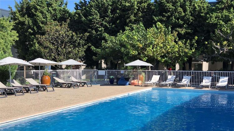 Ibis Styles Avignon Sud Pool